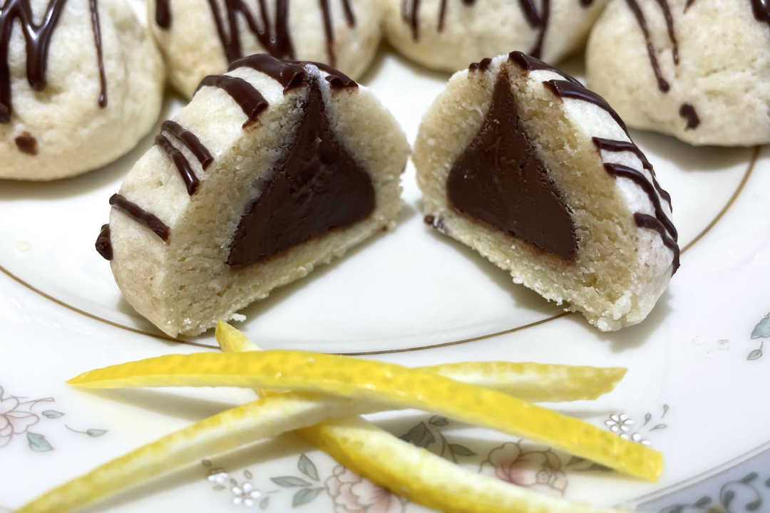 Lemon Kisses